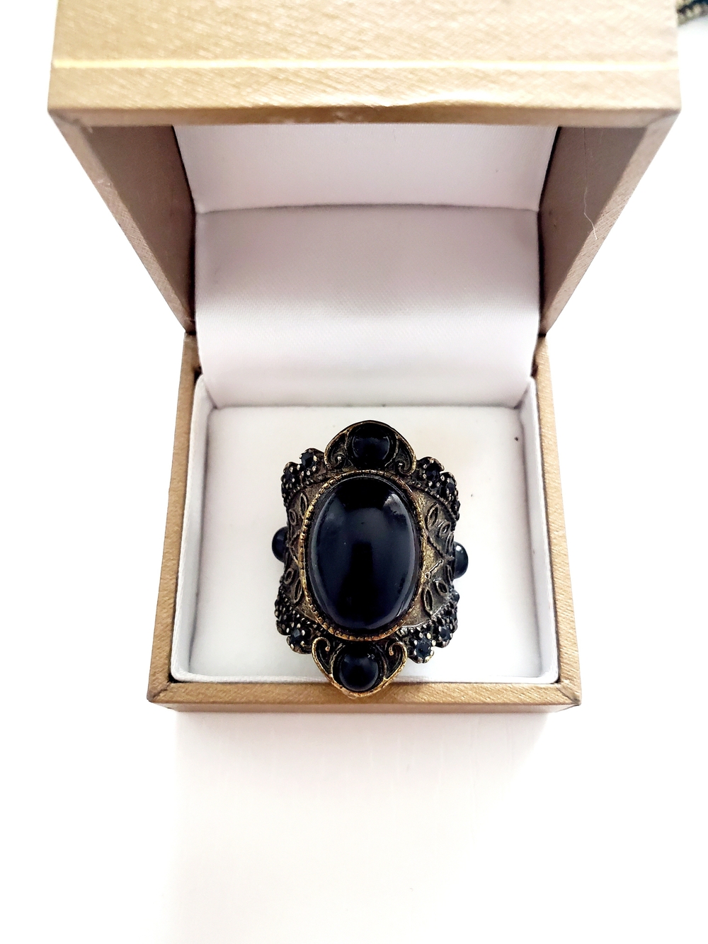 Vintage Style Black Stone Statement Ring